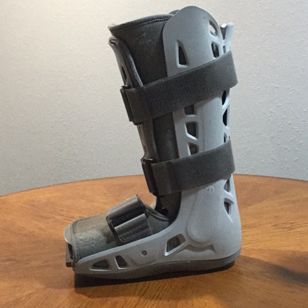 AirCast SP Short Pneumatic Walker Boot